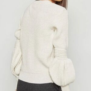 Women's Miss Selfridge Flute Sleeve Beige Sweater, Made in Romania | Size 2